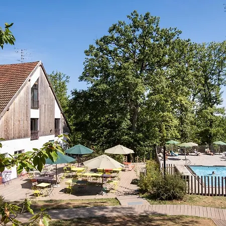 Huttopia De Campsite 3*
