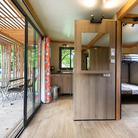 Campsite Huttopia De