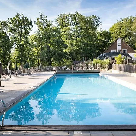 キャンプ場 Huttopia De 3*